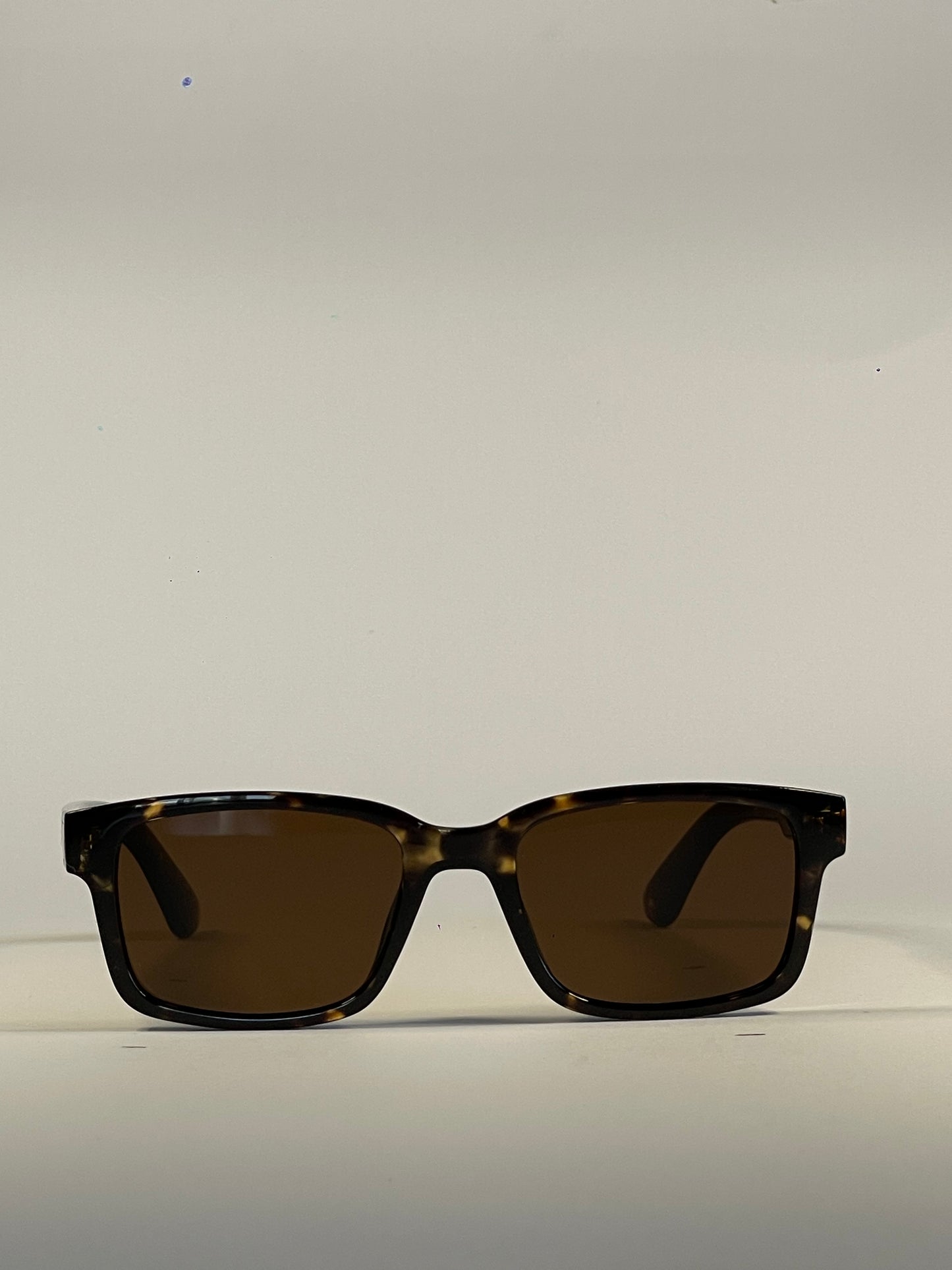 Caliora dark brown tartarooga