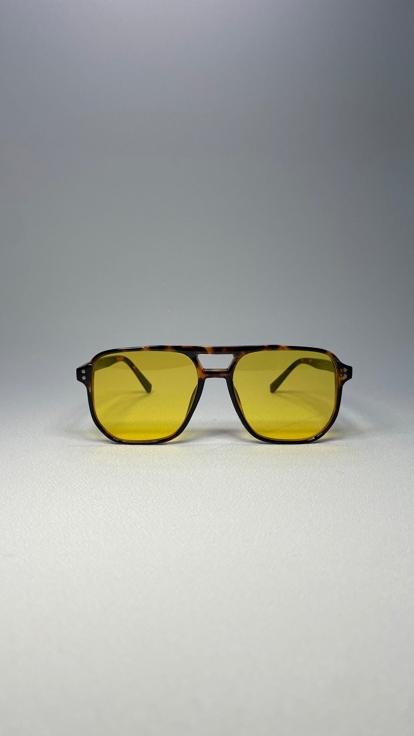 Kyra brown tartarooga