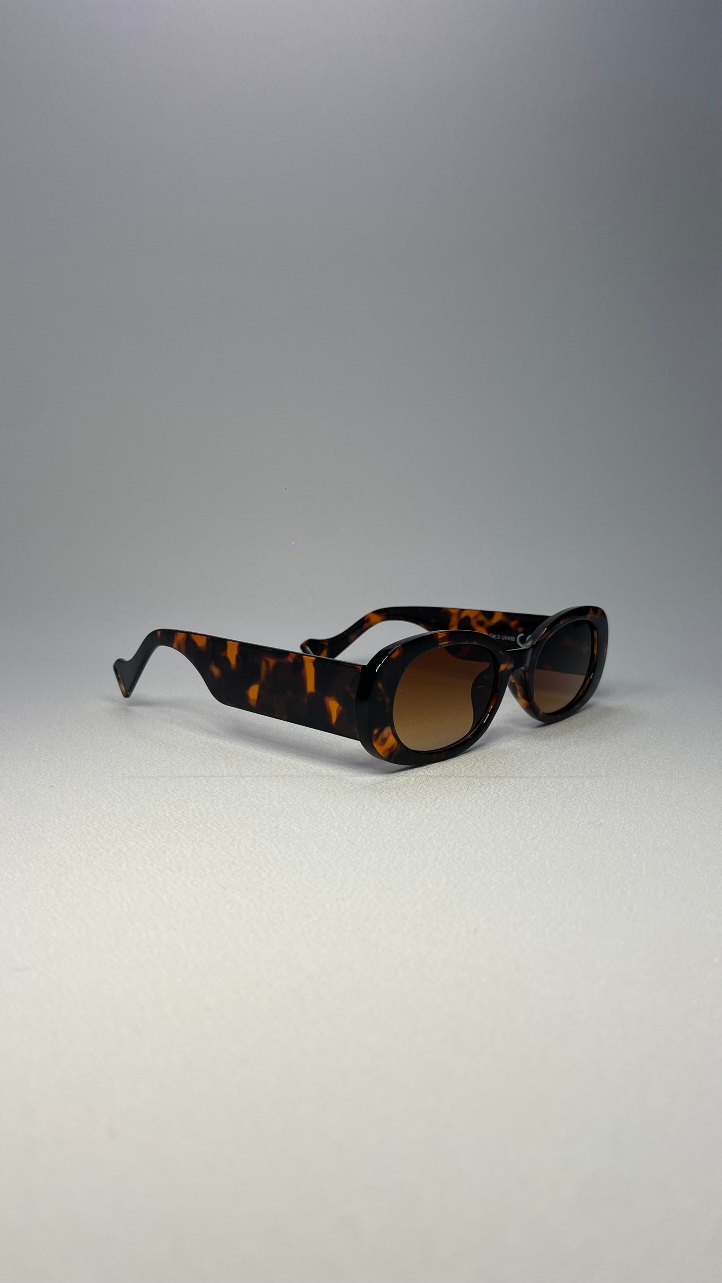 Glamour Eyes brown tartarooga