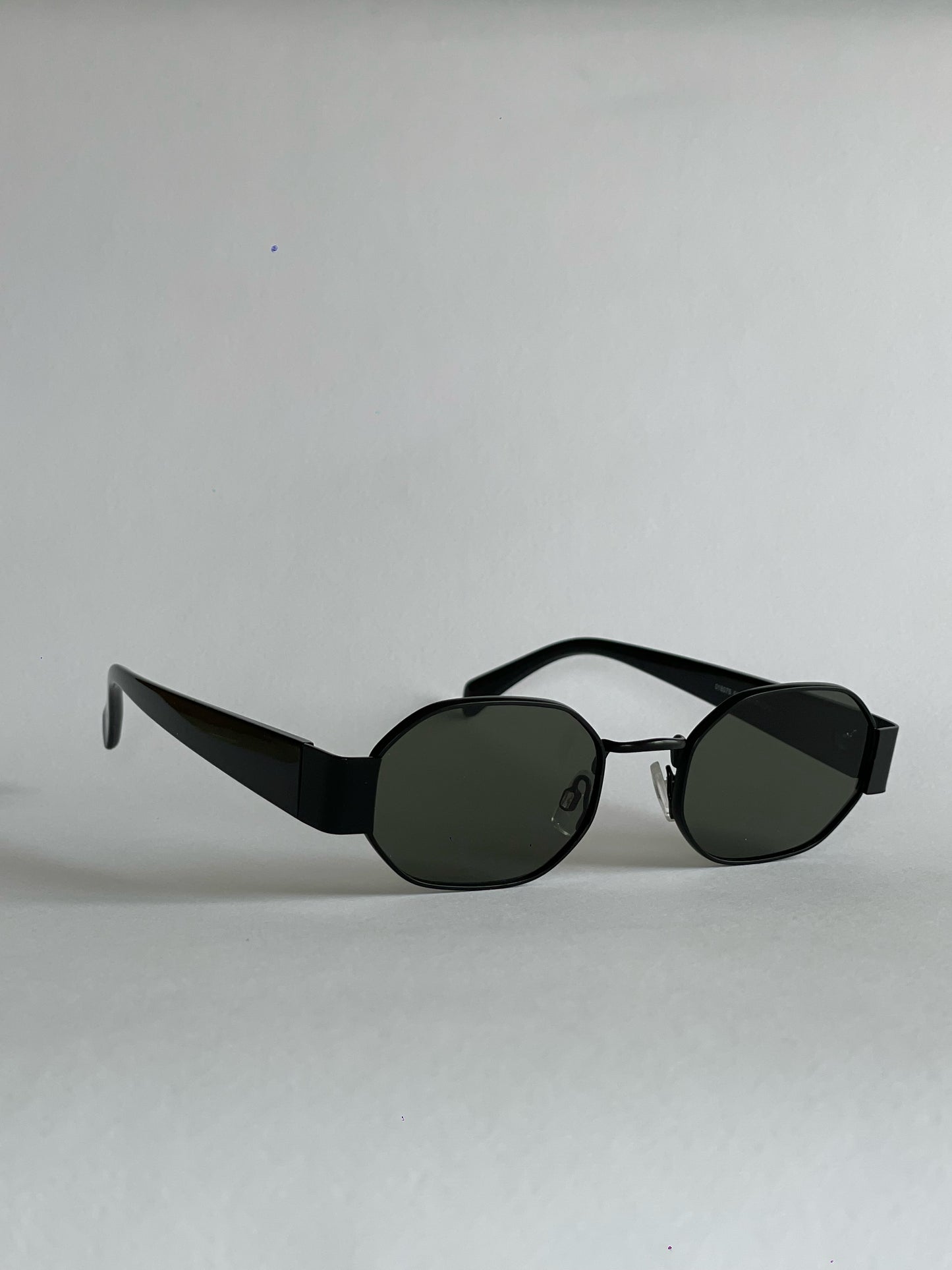 Eros black